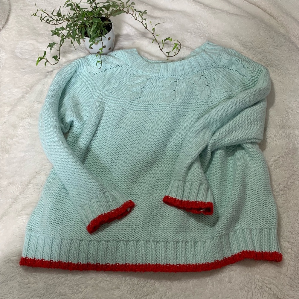 Arie sweater